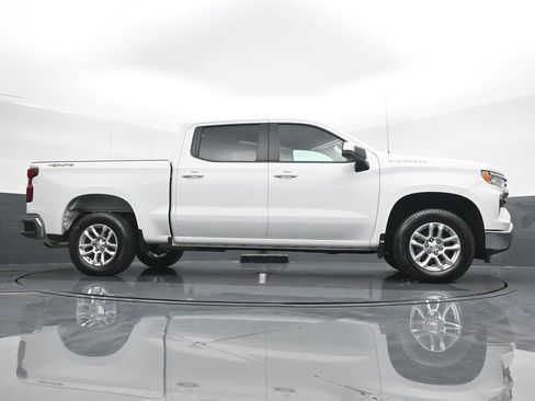 Used 2023 Chevrolet Silverado 1500 LT image 22