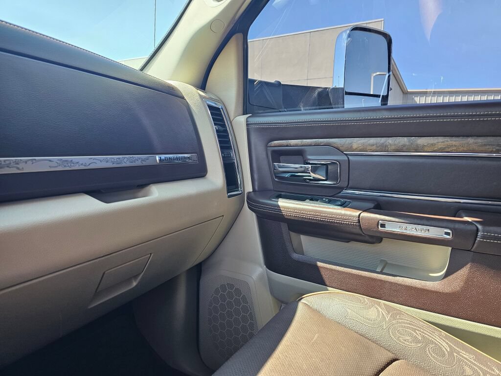 Used 2017 RAM 1500 Laramie Longhorn AWD/4WD image 26