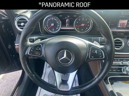 Used 2017 Mercedes-Benz E 300 4MATIC image 5