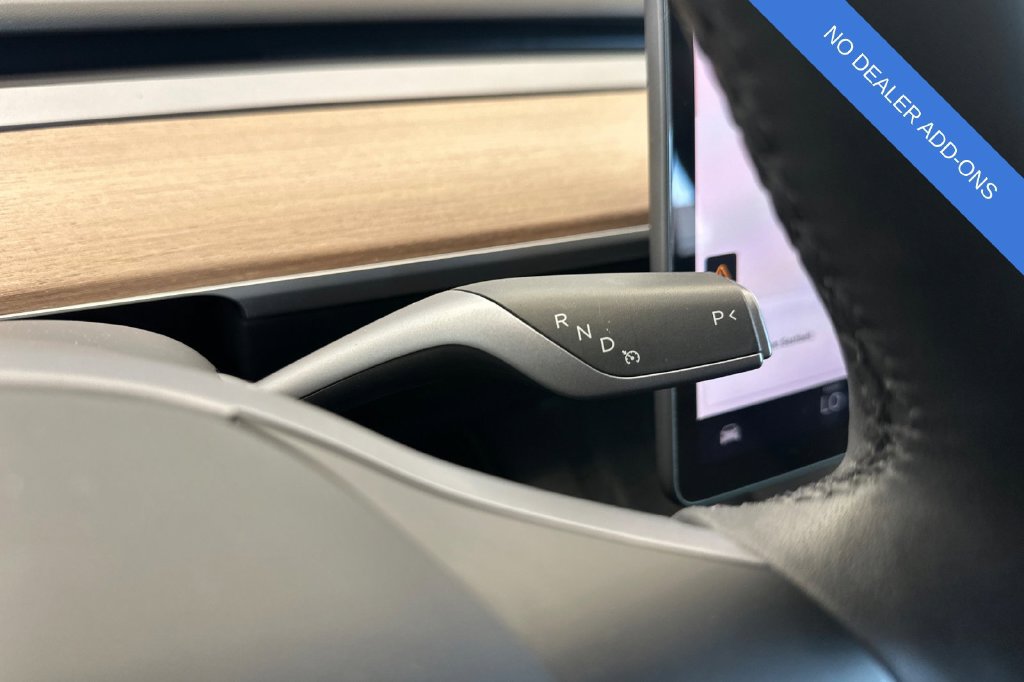 Used 2024 Tesla Model Y Long Range AWD/4WD image 23