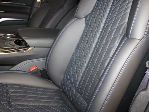 New 2026 Cadillac Escalade IQ Sport 1 w/ LPO, ONYX Package AWD/4WD image 8