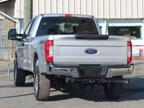 Used 2018 Ford F250 XL w/ Power Equipment Group image 6