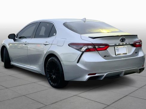 Used 2023 Toyota Camry SE image 11