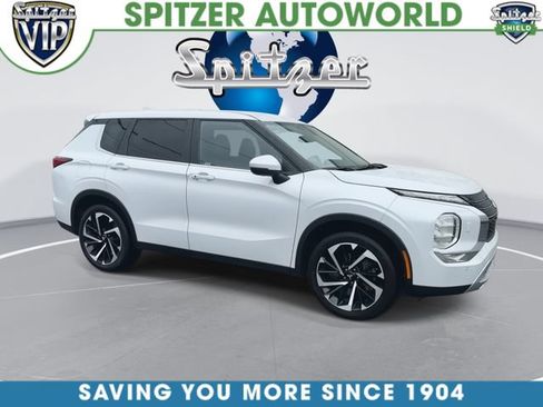 Used 2024 Mitsubishi Outlander SE AWD/4WD image 2