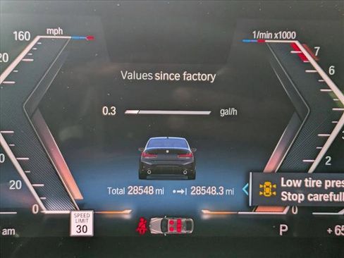 Used 2023 BMW 330i Sedan w/ M Sport Package image 6