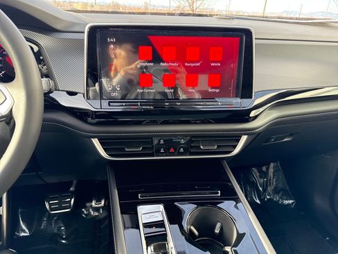 New 2026 Volkswagen Atlas Cross Sport SEL R-Line image 18