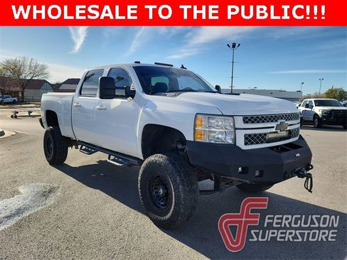 Used 2014 Chevrolet Silverado 2500 LT w/ Z71 Appearance Package image 1
