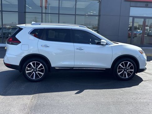 Certified 2020 Nissan Rogue SL image 2