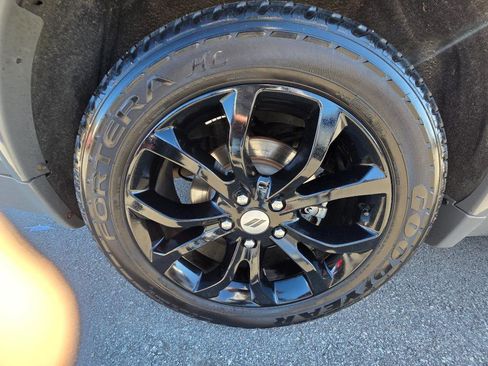 Used 2019 Dodge Durango SXT image 21