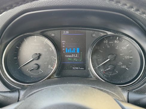 Used 2020 Nissan Rogue Sport SL w/ Premium Package FWD image 30