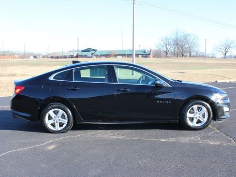 Used 2024 Chevrolet Malibu LT image 11