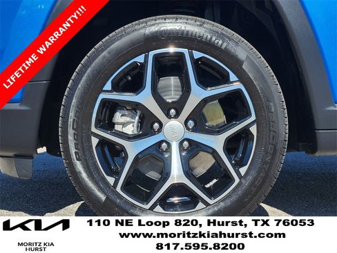 Used 2024 Jeep Compass Limited image 11