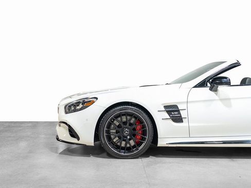 Used 2017 Mercedes-Benz SL 63 AMG image 34
