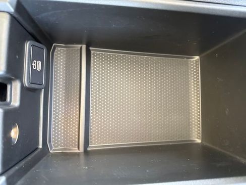 Used 2023 BMW 430i xDrive Convertible w/ M Sport Package image 26