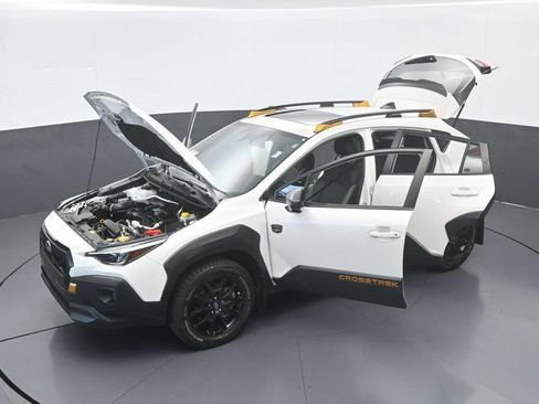 Used 2024 Subaru Crosstrek 2.5i Wilderness AWD/4WD image 61