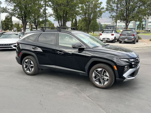 Certified 2025 Hyundai Tucson SEL AWD/4WD image 5