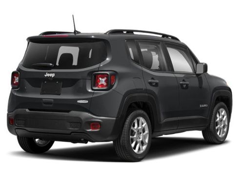 Used 2019 Jeep Renegade Latitude FWD image 2