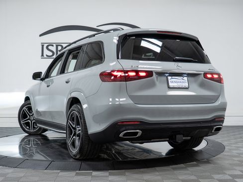 Used 2026 Mercedes-Benz GLS 450 4MATIC image 29