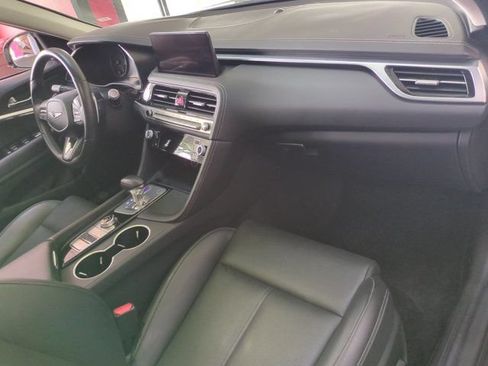 Used 2025 Genesis G70 2.5T RWD image 28
