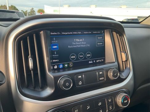 Used 2022 Chevrolet Colorado LT w/ LT Convenience Package image 20