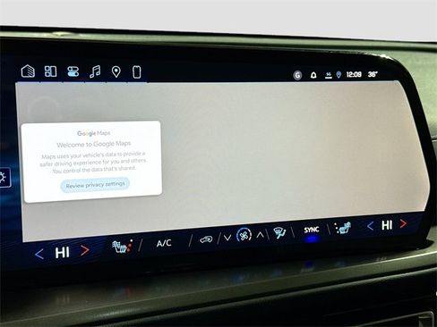 New 2026 Chevrolet Traverse LT w/ LPO, Floor Liner Package image 16