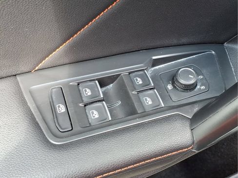 Used 2024 Volkswagen Tiguan Wolfsburg Edition AWD/4WD image 20