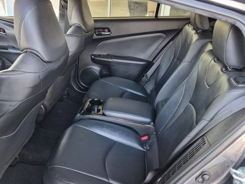 Used 2018 Toyota Prius Prime Premium w/ Carpet Mat Package FWD image 24