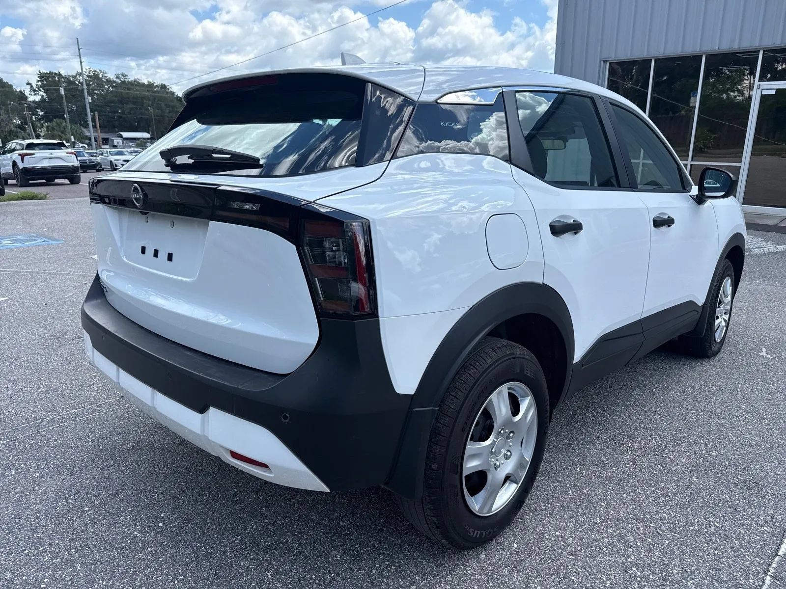 Used 2025 Nissan Kicks S FWD image 7