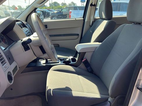 Used 2012 Ford Escape XLS FWD image 13