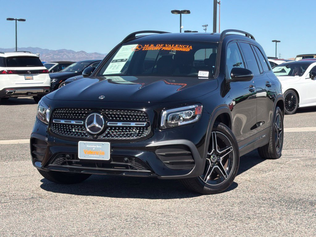 Used 2023 Mercedes-Benz GLB 250 image 2