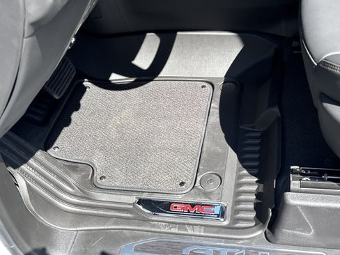 New 2026 GMC Sierra 1500 AT4 w/ AT4 Premium Package AWD/4WD image 27
