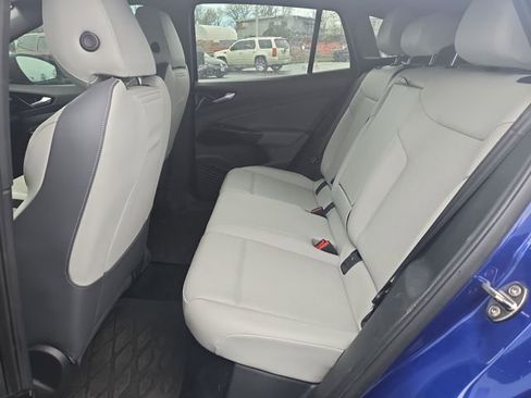 Used 2021 Volkswagen ID.4 Pro S w/ Gradient Package image 11