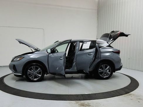 Used 2021 Nissan Murano Platinum w/ Cargo Package image 12