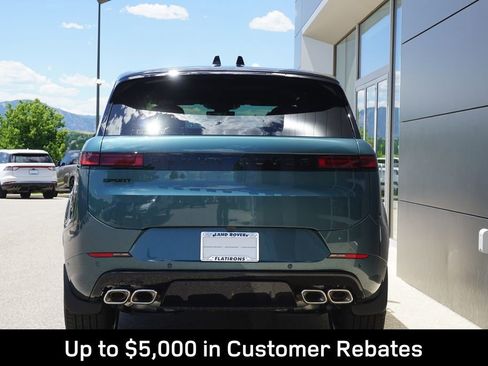 New 2025 Land Rover Range Rover Sport Dynamic SE image 6