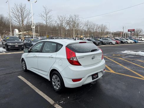 Used 2017 Hyundai Accent SE image 5