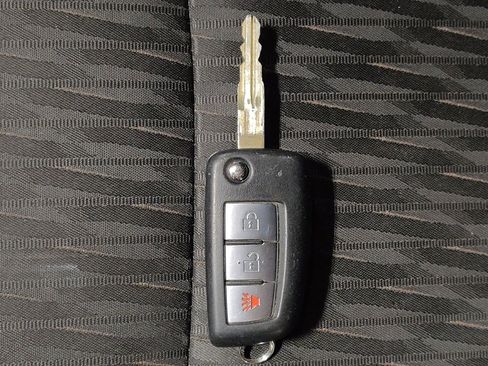 Used 2019 Nissan Rogue S w/ Special Edition Package image 32