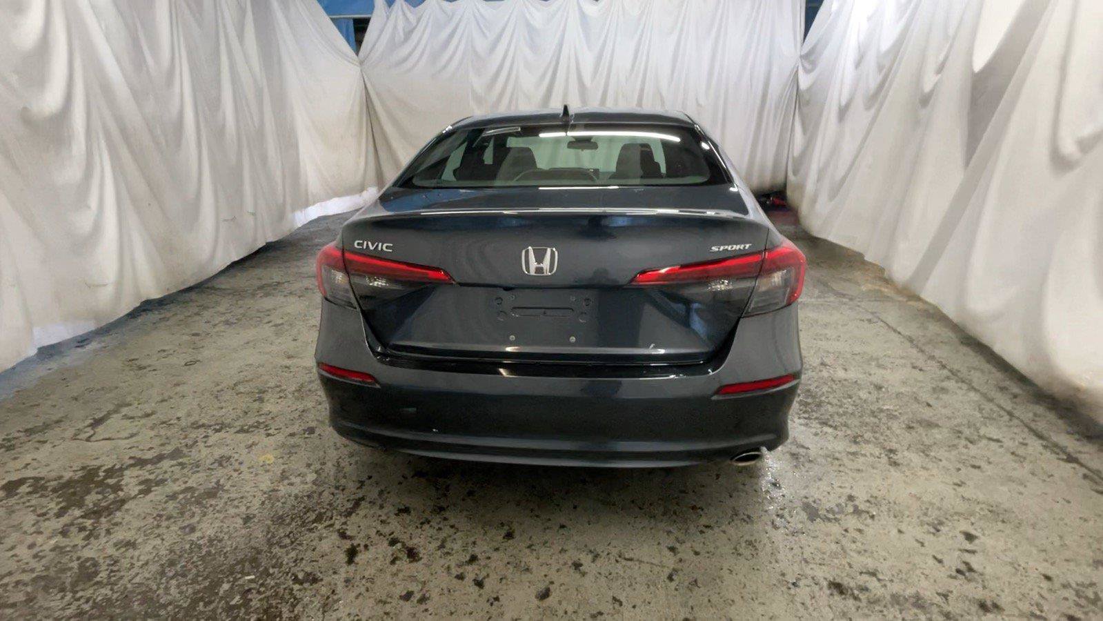 Used 2023 Honda Civic Sport image 9