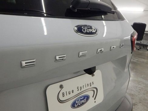 New 2026 Ford Escape ST-Line w/ Tech Pack #1 image 5