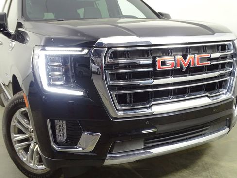 Used 2022 GMC Yukon SLT w/ SLT Luxury Package image 47