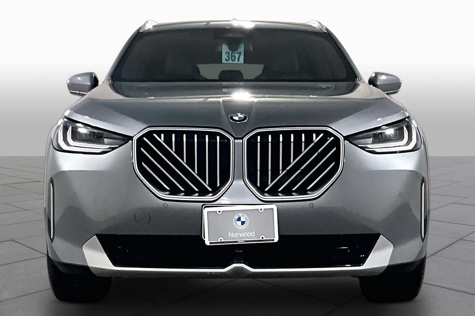 Used 2026 BMW X3 xDrive30i w/ Convenience Package AWD/4WD image 3