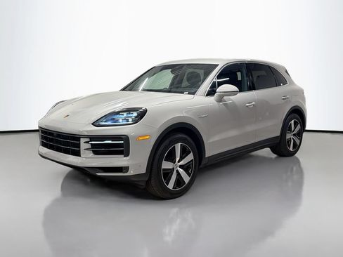 Certified 2025 Porsche Cayenne E-Hybrid AWD/4WD image 1