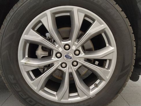 Used 2021 Ford Explorer Limited AWD/4WD image 31
