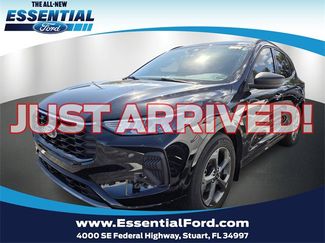 Used 2024 Ford Escape ST-Line w/ Tech Pack #1 video 1