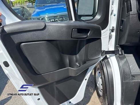 Used 2023 RAM ProMaster 2500 image 14