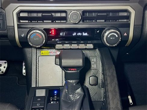 Used 2024 Toyota Tacoma TRD Sport w/ TRD Sport Upgrade Package image 13