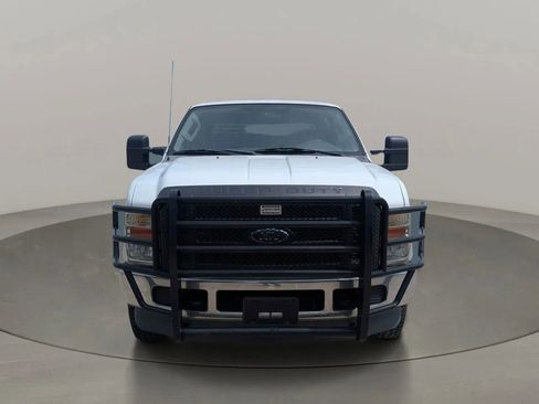 Used 2010 Ford F250 XL AWD/4WD image 8