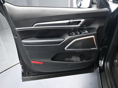 Used 2021 Kia Telluride S image 13