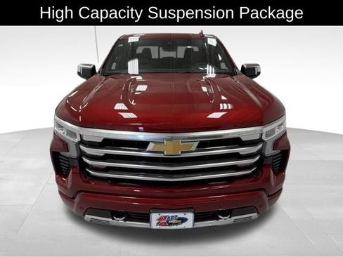 Certified 2025 Chevrolet Silverado 1500 High Country AWD/4WD image 9