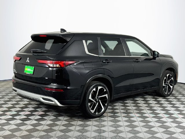 Used 2023 Mitsubishi Outlander SE FWD image 8