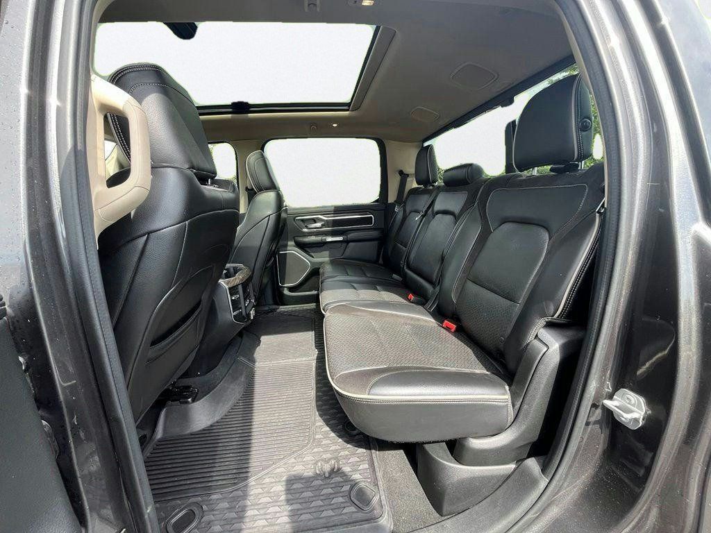 Used 2019 RAM 1500 Laramie RWD image 24